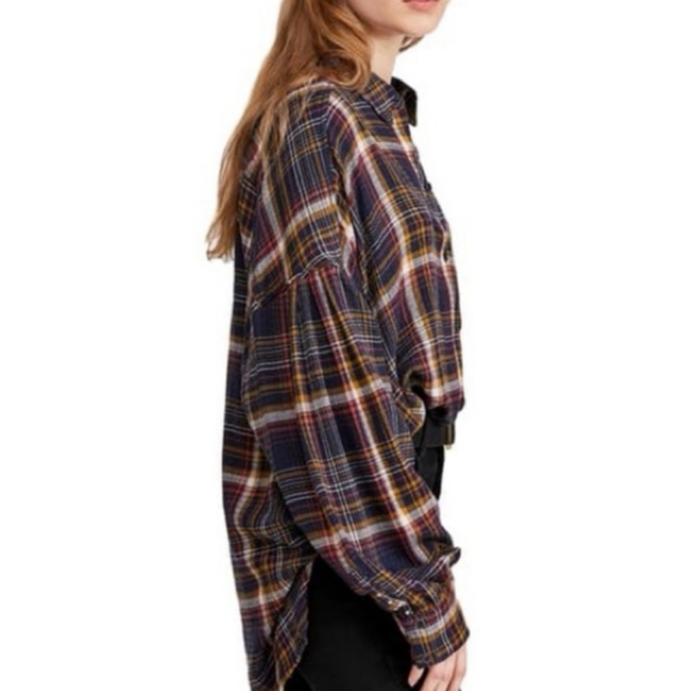 Hidden Valley Plaid Button-Down Top - image 3
